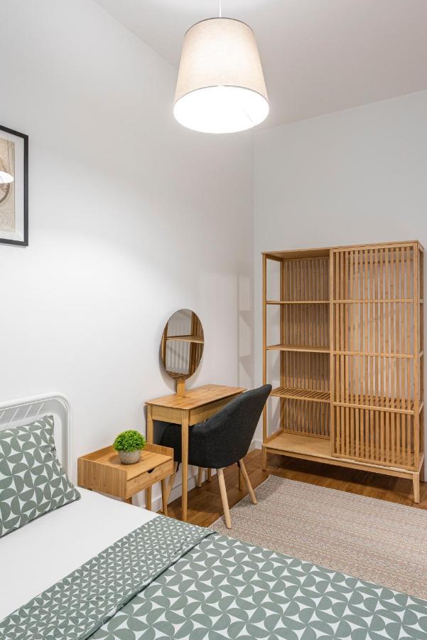 Vertigo One Bedroom Apartment-Free Private Parking Нови Сад Екстериор снимка
