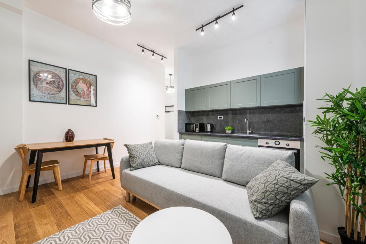Vertigo One Bedroom Apartment-Free Private Parking Нови Сад Екстериор снимка